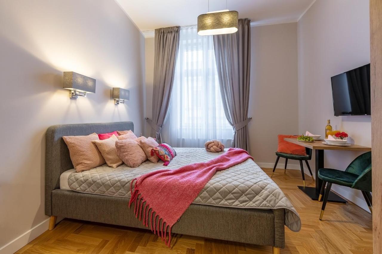 Centre Apartments-Old Town Krakow Dış mekan fotoğraf